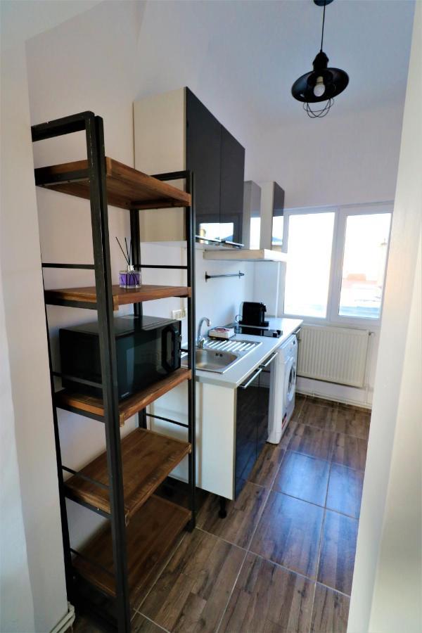 Athenee Palace Apartment - Panoramic View Terrace & Balcony - Free Minibar Bucharest Exterior photo